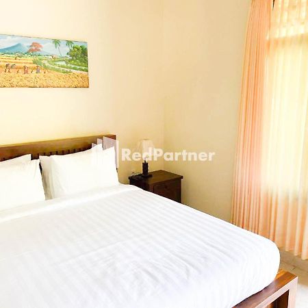 Widara Guest Houses 313 Near Garuda Wisnu Kencana Redpartner ジンバラン エクステリア 写真